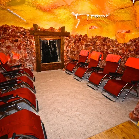 Idingshof & Restaurant מלון בראמשה