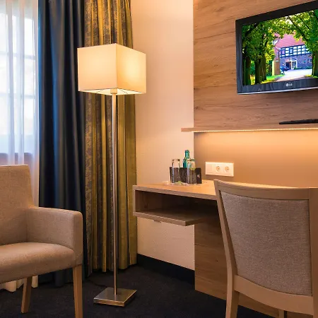 Idingshof & Restaurant מלון בראמשה